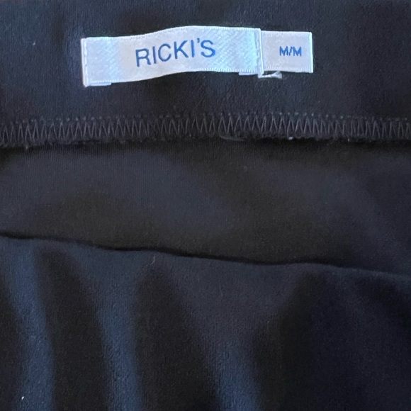 Ricki’s Black Skirt, M - Picture 2 of 2
